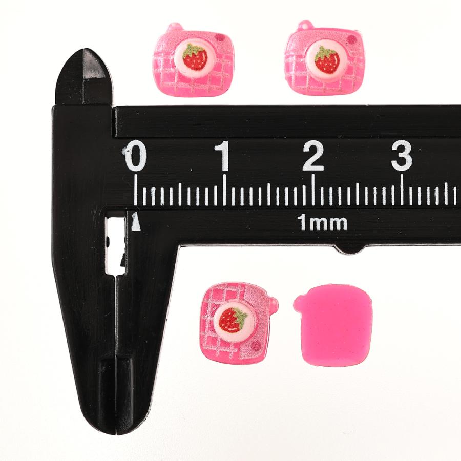 デコパーツ いちご カメラ 9mm ピンク 250個 立体 ぷっくり ネイル