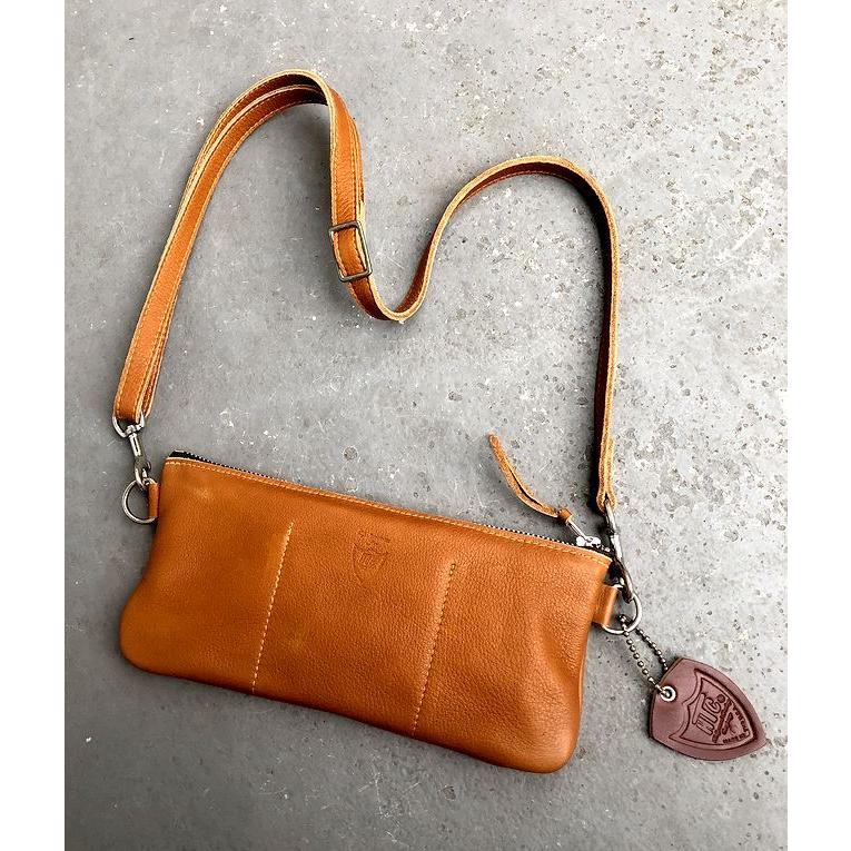 HTC　ショルダー付きパース　シールド　バッグ　ウォレット　財布　ポーチ　バッグ　アメリカ製　ハリウッドトレーディングカンパニー HollywoodTradingCompany 