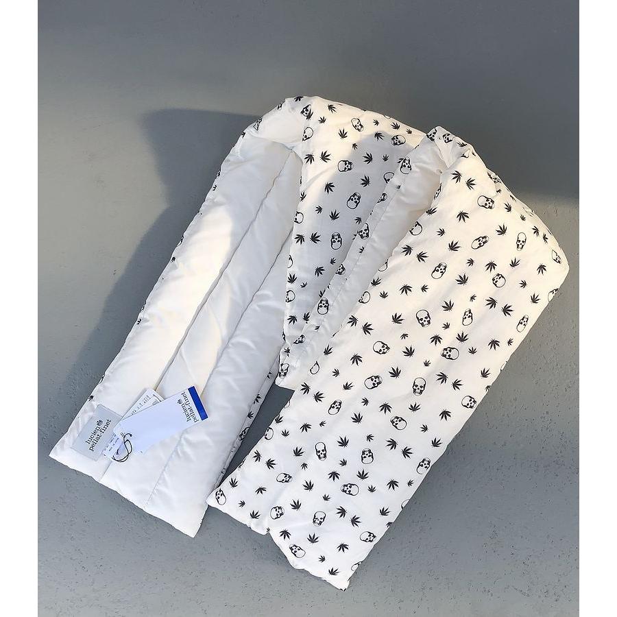美品✨ルシアンペラフィネ　ダウンスカーフ　マフラー防寒スカル×リーフ　モノグラム Lucien Pellat-Finet ルシアンペラフィネ 秋冬 ダウン スカーフ
