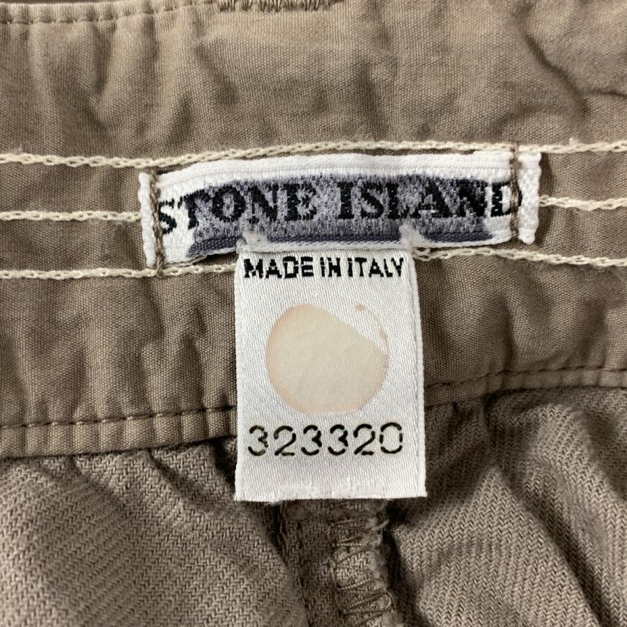 STONE ISLAND（ストーン アイランド） ボタンフライ タックパンツ