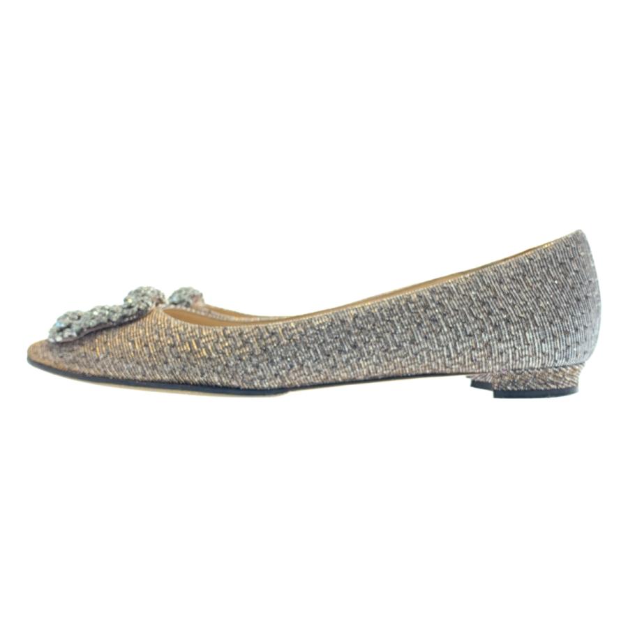 MANOLO BLAHNIK（マノロブラニク） HANGISI ハンギシ ビジューバックル