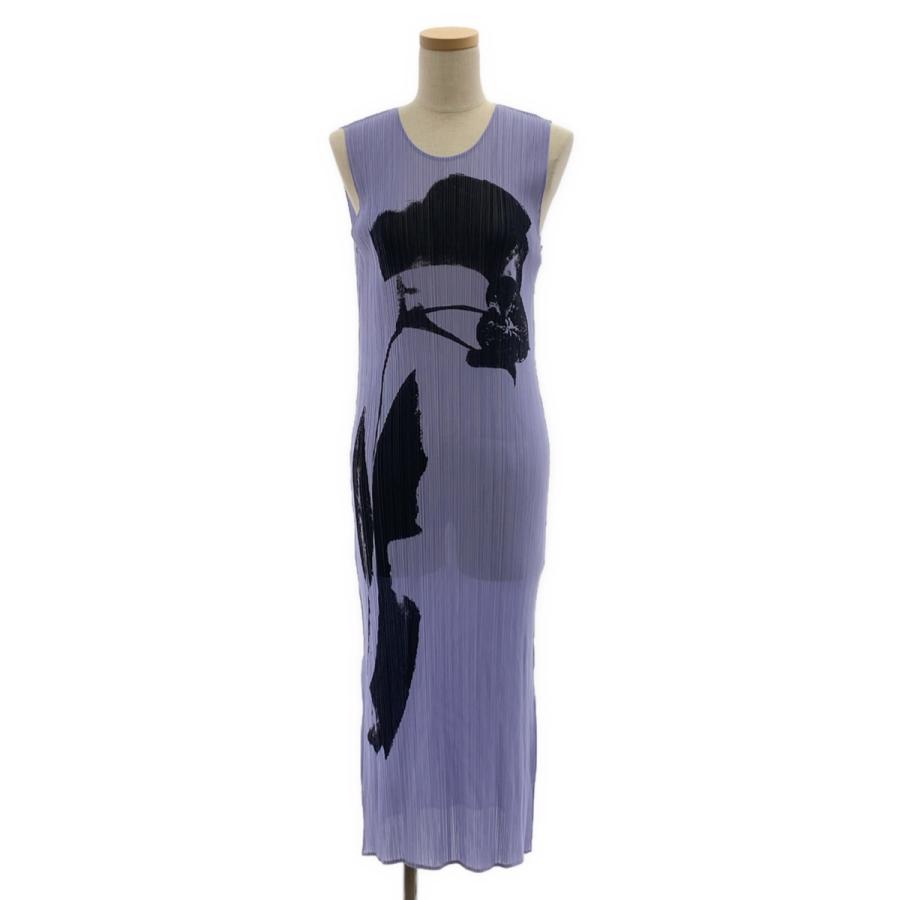 未使用タグ✨ISSEY MIYAKE プリーツワンピース 斜め配色 切替 ISSEY MIYAKE（イッセイミヤケ） PHYSIOTYPE PLEATS 押し花柄 プリント