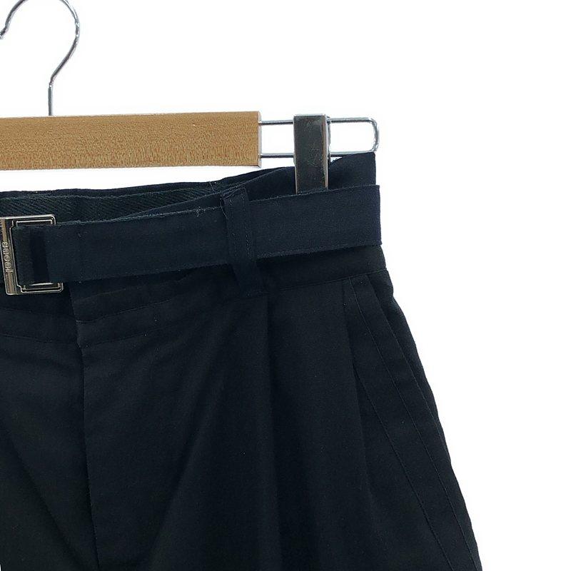 sacai / サカイ | ベルテッド ツータックパンツ | 0 | ブラック | メンズ sacai（サカイ） | ベルテッド ツータックパンツ | 0 | ブラック