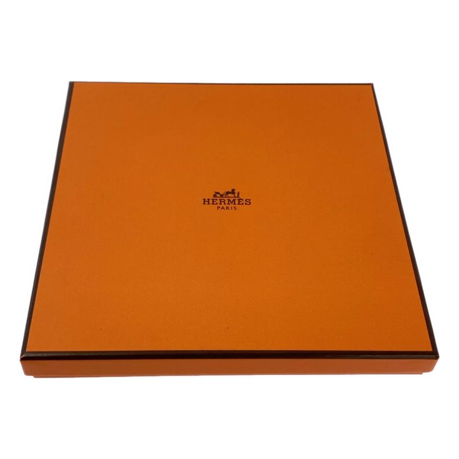 HERMES（エルメス） カレ70 JOUR DE CASTING ジュール・ドゥ