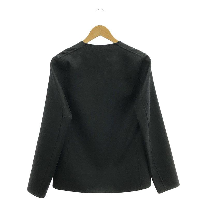 美品 23AW マディソンブルー ノーカラーショートジャケット ブラック 01 美品 23AW マディソンブルー ノーカラーショートジャケット