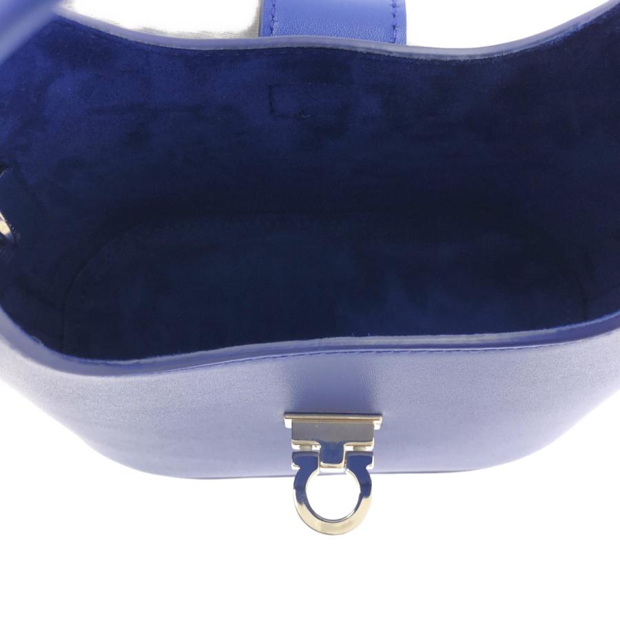 【新品】  FERRAGAMO / フェラガモ | S.HOBO MINI 2way ホーボー ガンチーニ レザー ショルダーバッグ | ブルー/シルバー | レディース FERRAGAMO / フェラガモ S.HOBO MINI 2way ホーボー ガンチーニ レザー