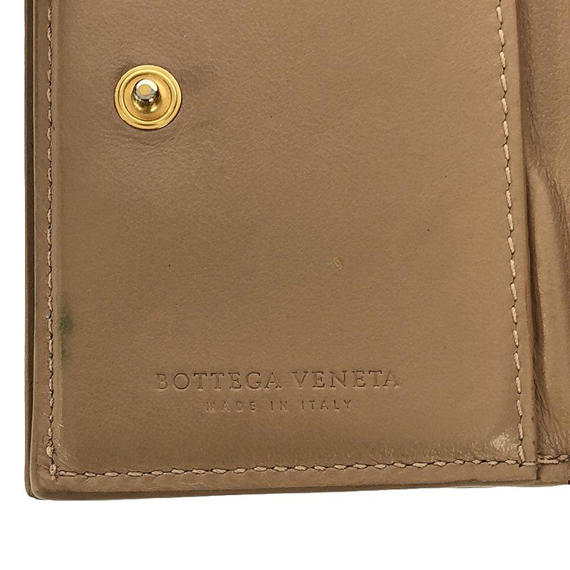 BOTTEGA VENETA / ボッテガヴェネタ | レザー イントレチャート 三つ折り コンパクトウォレット | ベージュ | レディース BOTTEGA VENETA（ボッテガ・ヴェネタ） | レザー イントレチャート 三