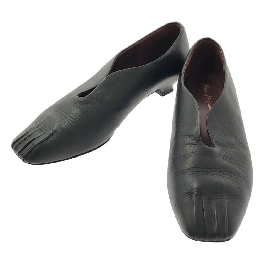 Mame Kurogouchi / マメクロゴウチ Curved Line Low Heel Slipon