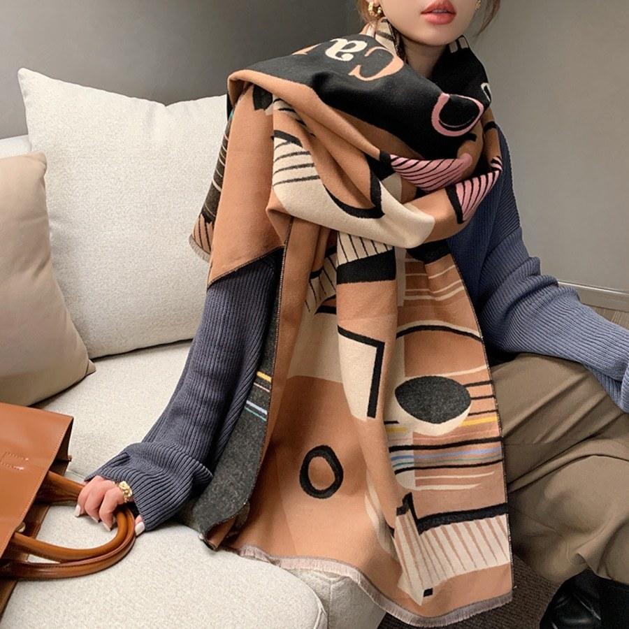 ストール ショール 英字ロゴ 大判マフラー お膝掛け ブランケット