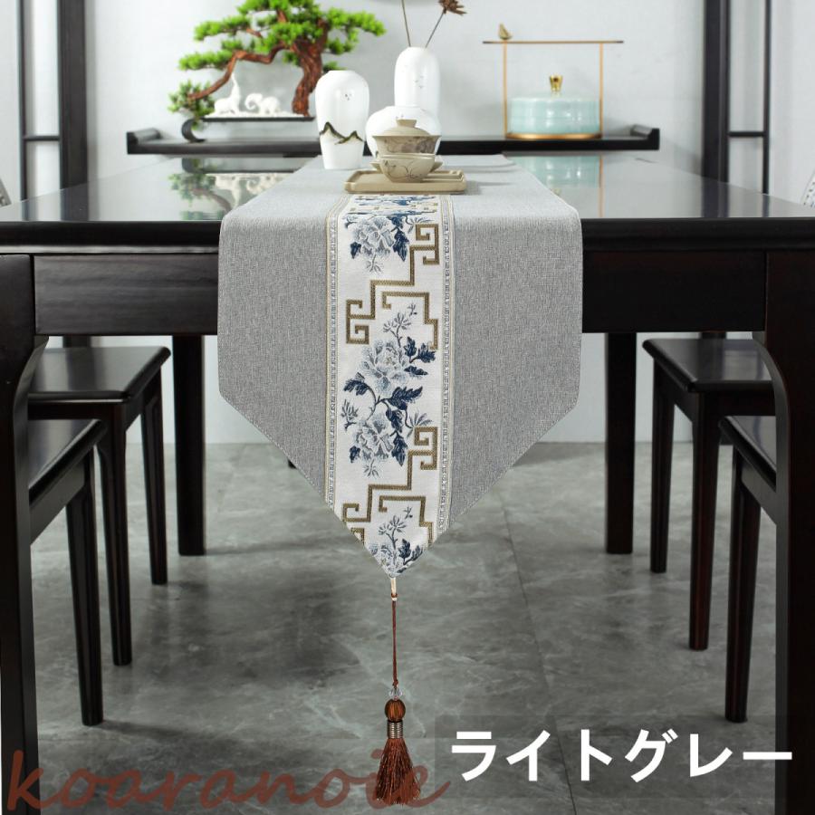 テーブルランナー 北欧 洗える 防カビ 上品 ディズニープリンセスのベビーグッズも大集合 シンプル おしゃれ テーブルセンター 雑貨 断熱 タッセル ディナー クロス 花柄