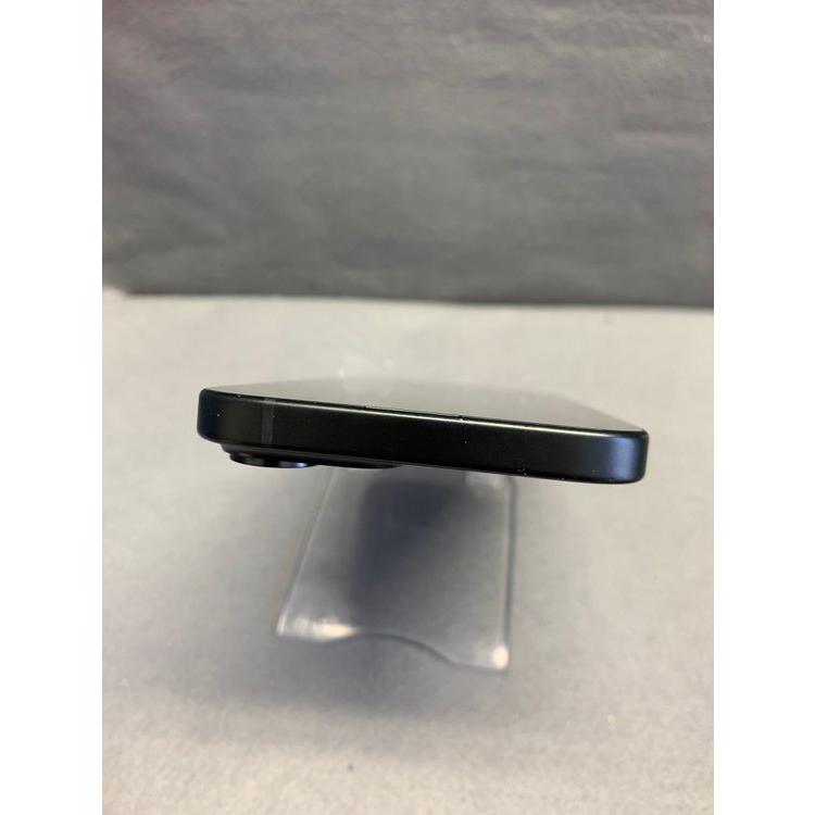 Apple 美品 国内版 SIMフリー iPhone15 128GB ブラック色 : 翼商店毎日