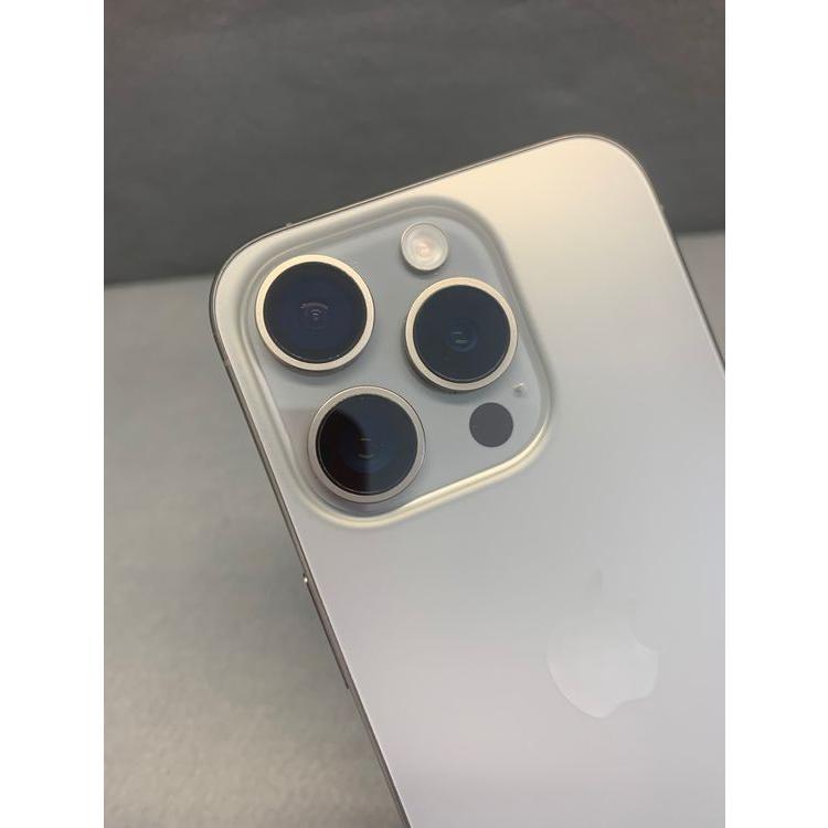 Apple 超美品 国内版 SIMフリー iPhone15 Pro 256GB ナチュラル