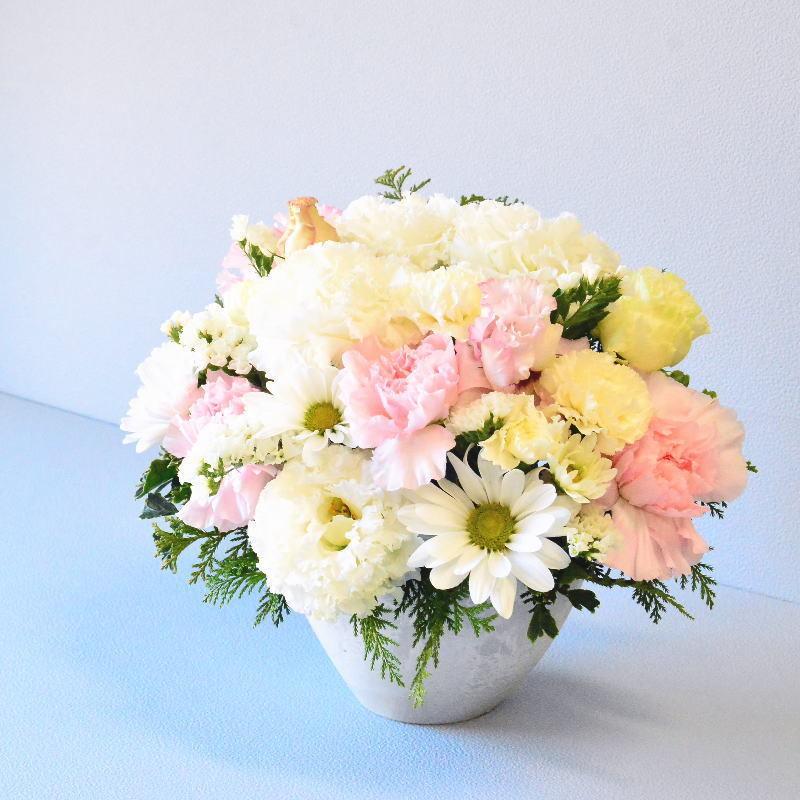 花 お供 フラワーギフト 送料無料 生花 フラワーアレンジメント 送料無料 おくやみ お悔み お供花 綺麗 おしゃれ 仏前 白 ピンク グリーン As017 Arne 通販 Yahoo ショッピング