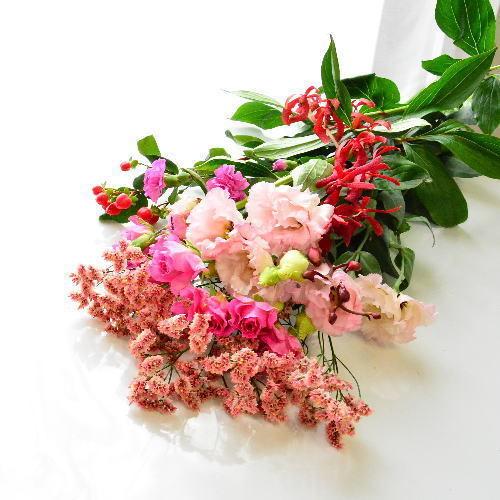 は自分にプチご褒美を 母の日 父の日 誕生日 花 花束 切花 生花 自宅 おうち時間 うちで過ごそう おまかせ フラワー 上質な暮らし リビング おしゃれ カットフラワー 切り花 B Wantannas Go Id