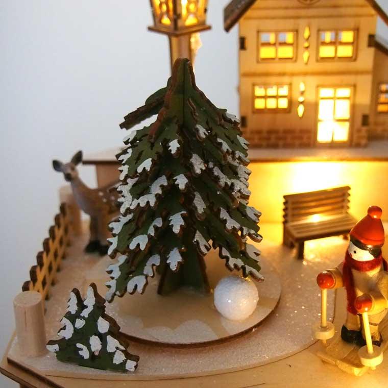 LEDファンタジークリスマスアドベントカレンダー 雑貨 置物 装飾 飾り かわいい 絶景 木製 小物 LEDライト 暖かい 北欧 おしゃれ 豪華 1Fの画像