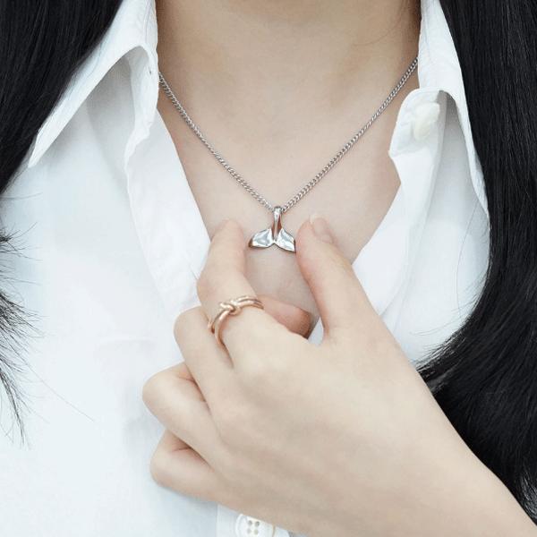 ジョングク着用】【DELIXIR】【シルバー】イルカのしっぽ ジョングク着用】【DELIXIR】【シルバー】イルカのしっぽ