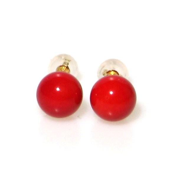 真紅の 血赤珊瑚 8mm K18 ピアス 3月 誕生石 レッド コーラル