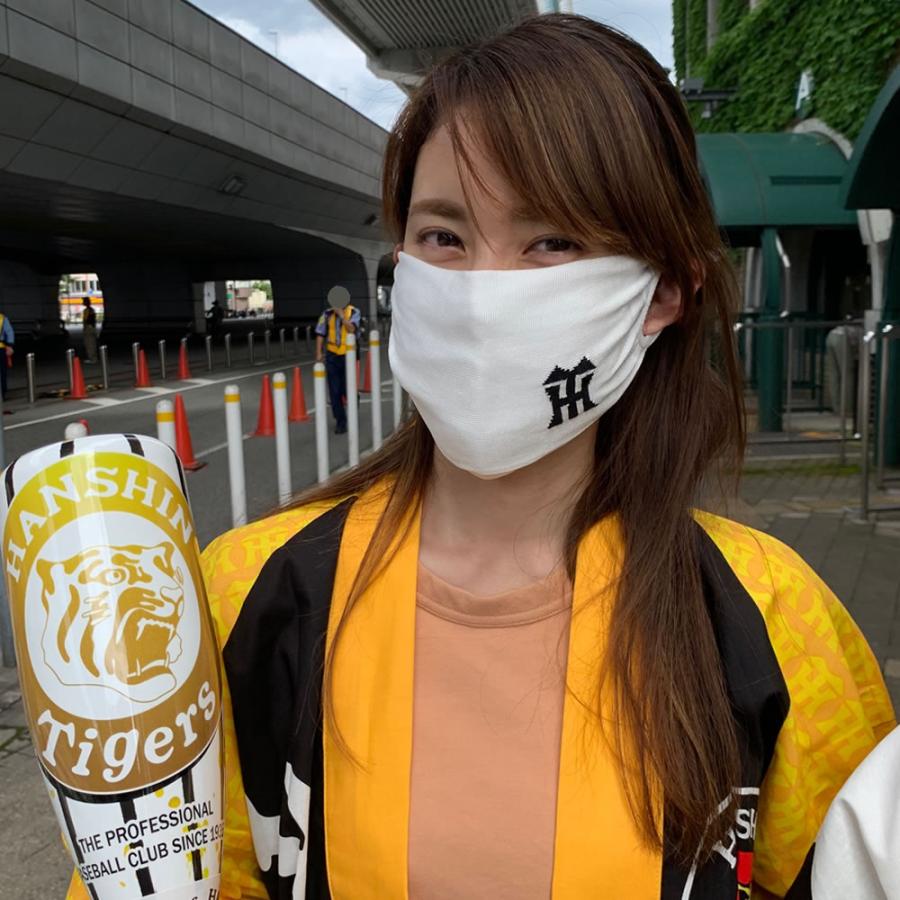阪神タイガース マウスカバー 冷感素材 楽天市場】阪神タイガース マウスカバー 冷たく感じる糸使用バージョン