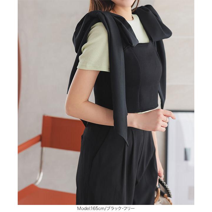 ［CHIGNON］トレンドの後ろ姿まで可愛い ビスチェサロペット　黒 CHIGNON］トレンドの後ろ姿まで可愛い ビスチェサロペット黒