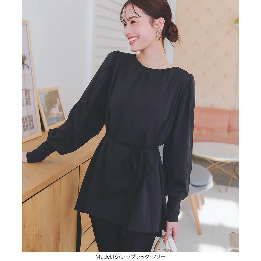 エスカーダ　トップス　スパンコール　ビジュー刺しゅう　袖フレア　クロップド丈 エスカーダ トップス スパンコール ビジュー刺しゅう 袖フレア