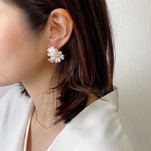 ピアス フラワーフープ 金属アレルギー 対応 両耳用 フープピアス 