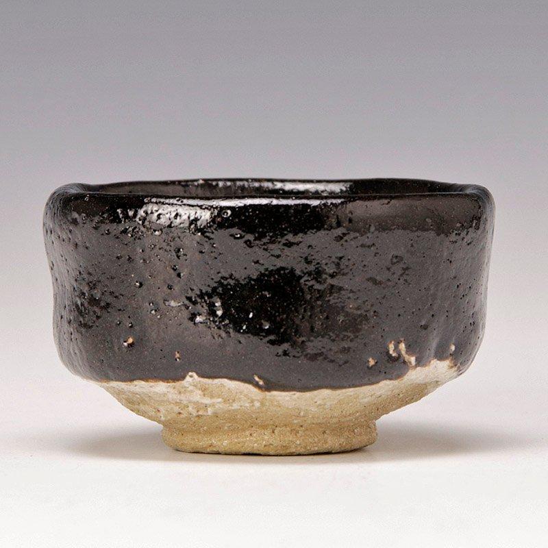★【古美味】檜垣青子造 黒草文ぐい呑 茶道具 保証品 SAb3 |  | 01
