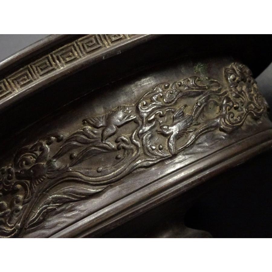 敬逢 秀逸 時代 金工 明治〜大正時代 市川東玉斎造 古銅浮彫波千鳥図