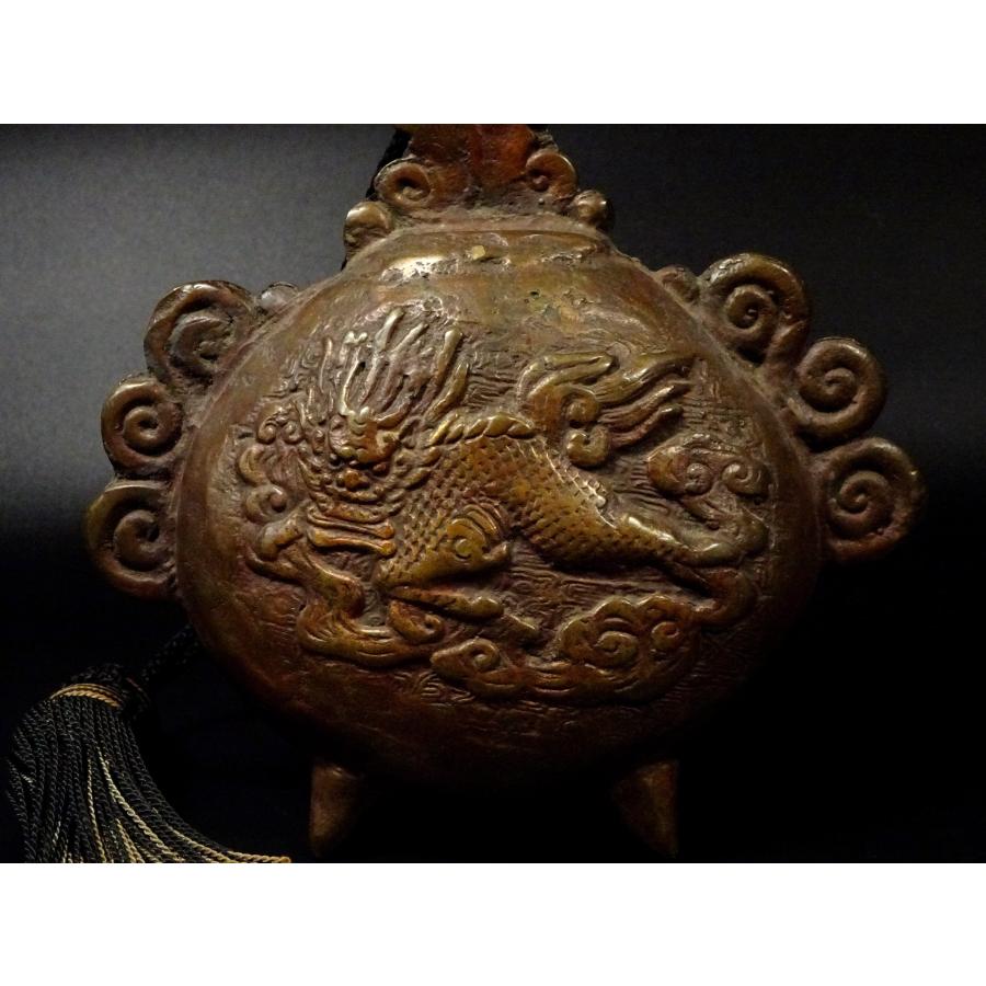 金唐革雲龍図連馬鈴 】 鉄鈴73個 江戸時代 資料館級 金唐革雲龍図連馬