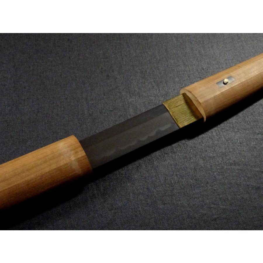 敬逢 秀逸 刀剣 陸軍受命刀工 名工 関住片岡国広 銘 日本刀 刀 65.1cm