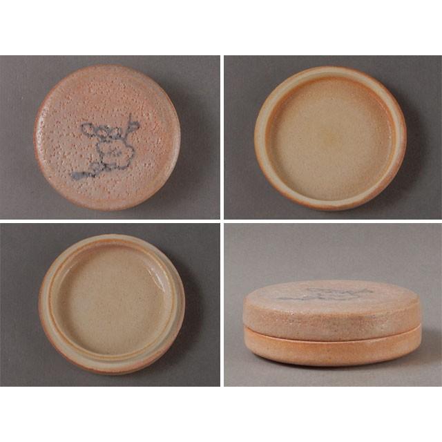 茶道具　香合　永楽善五郎　 志野写　梅 十六代 永楽善五郎 （即全） 志野写 梅 香合 : 古美術植松 - 通販