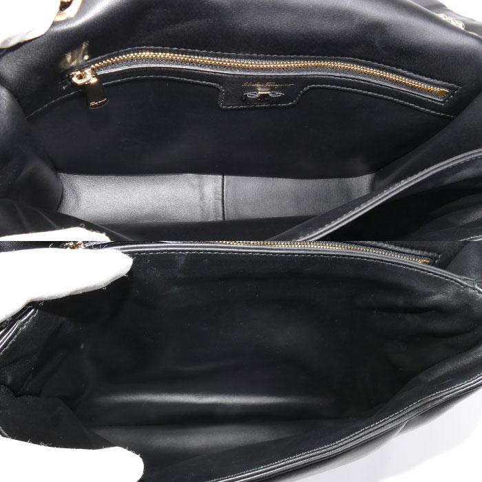 Salvatore Ferragamo サルヴァトーレフェラガモ ヴァラ リボン