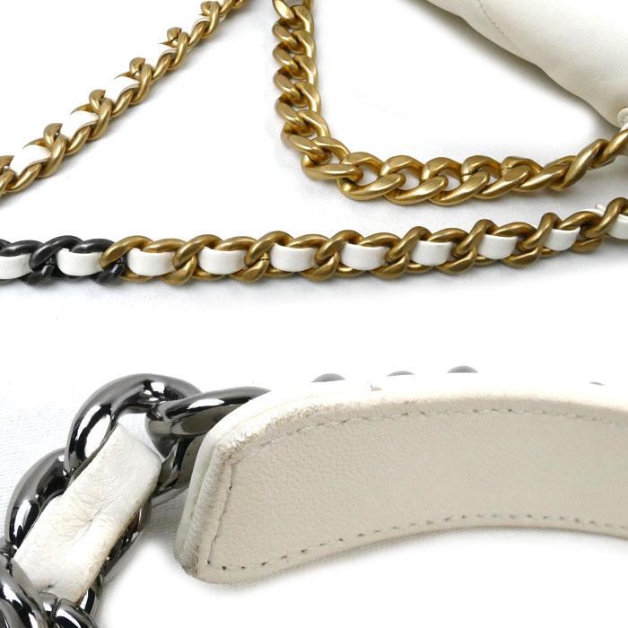シャネル CHANEL 19番台 2014 ロゴ チェーンショルダー ショルダーバッグ【中古】 CHANEL - シャネル CHANEL 19番台 2014 ロゴ チェーンショルダー