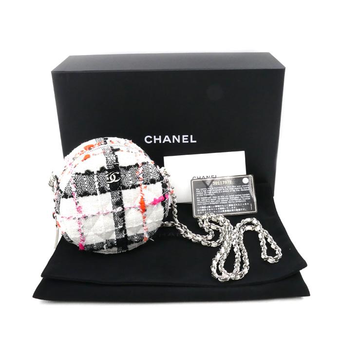 CHANEL（シャネル） ラウンド ミニ クラシック チェーンショルダー 