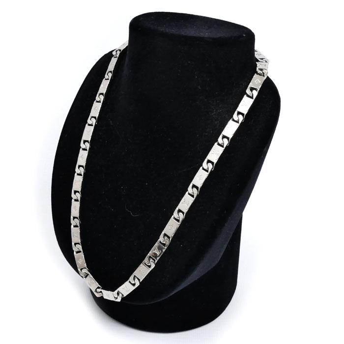 LOUIS VUITTON（ルイ・ヴィトン） メタル モノグラム タイドアップ