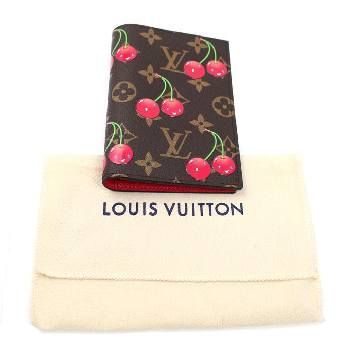 LOUIS VUITTON（ルイ・ヴィトン） クーヴェルテュール パスポールMM