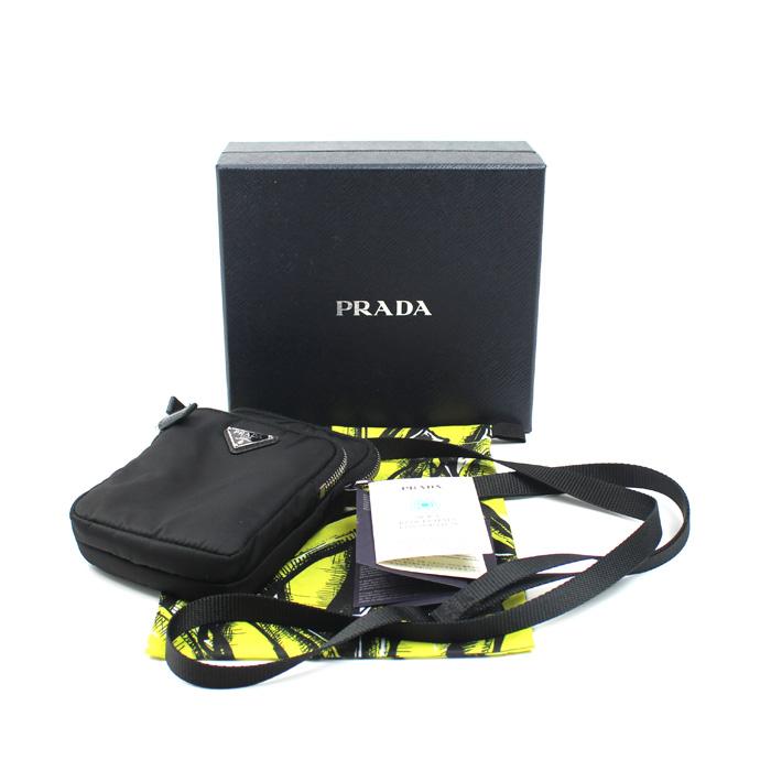 PRADA プラダ Re-Nylon フォンケース ショルダーバッグ ブラック 2ZT024_2DMI_F0002 ユニセックス【中古】 PRADA（プラダ） Re-Nylon フォンケース ショルダーバッグ ブラック