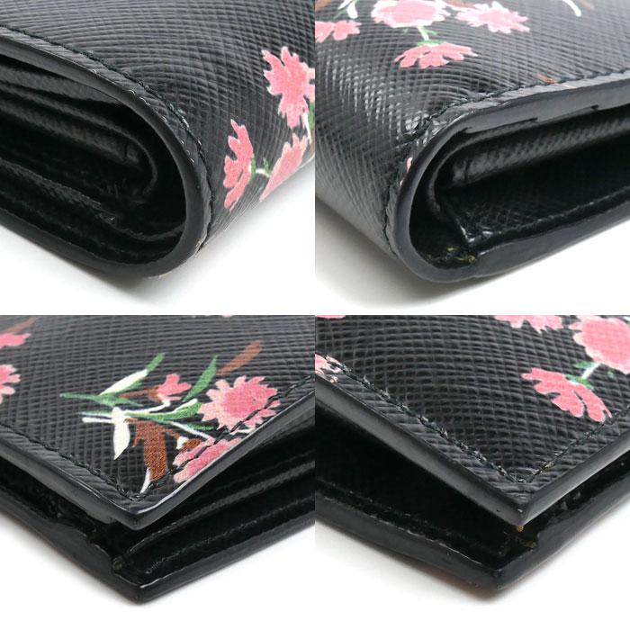 PRADA 美品　二つ折り　財布　黒×ピンク　　サフィアーノ　プラダ　確実正規品 PRADA（プラダ） サフィアーノ フラワーブーケ 二つ折り財布 ブラック