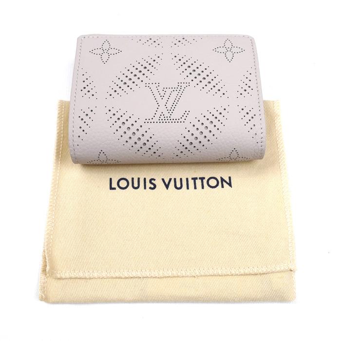 LOUIS VUITTON（ルイ・ヴィトン） ポルトフォイユクレア 二つ折り財布