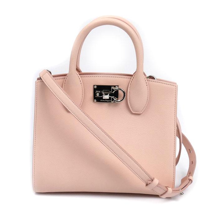 ♡♡Ferragamo　スタジオかごバック☆☆ フェラガモ スタジオ ボックス かごバッグ ハンドバッグ 2way