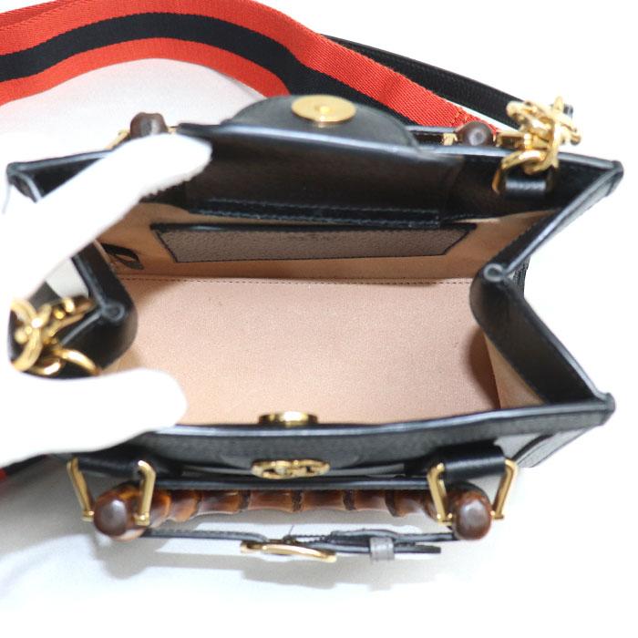 新品同様　グッチ　ダイアナ　ミニ　2WAY　ハンドバッグ　ブラック　4900 グッチ/ハンドバッグ/グッチ ダイアナ ミニ トートバッグ/黒/レザー