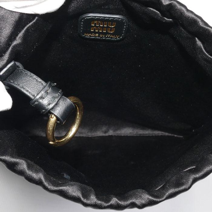 miu miu（ミュウミュウ） ダッチェス ポーチ ブラック 5NG010 2CTB