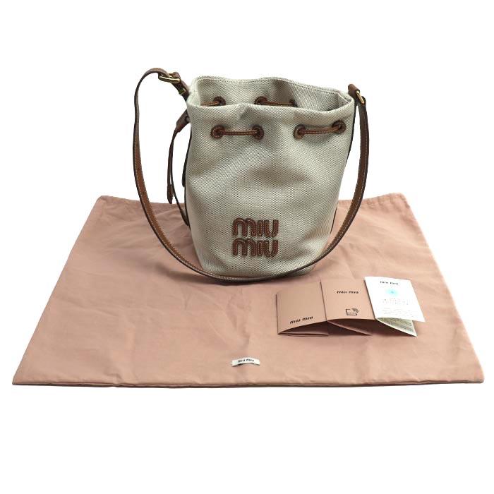 miu miu（ミュウミュウ） バケットバッグ ショルダーバッグ ベージュ