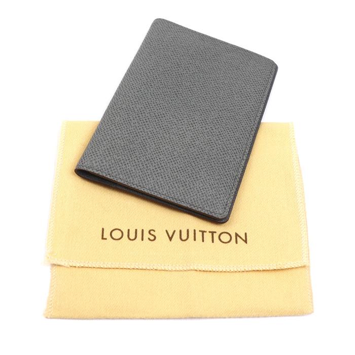 LOUIS VUITTON（ルイ・ヴィトン） クーヴェルテュール パスポート