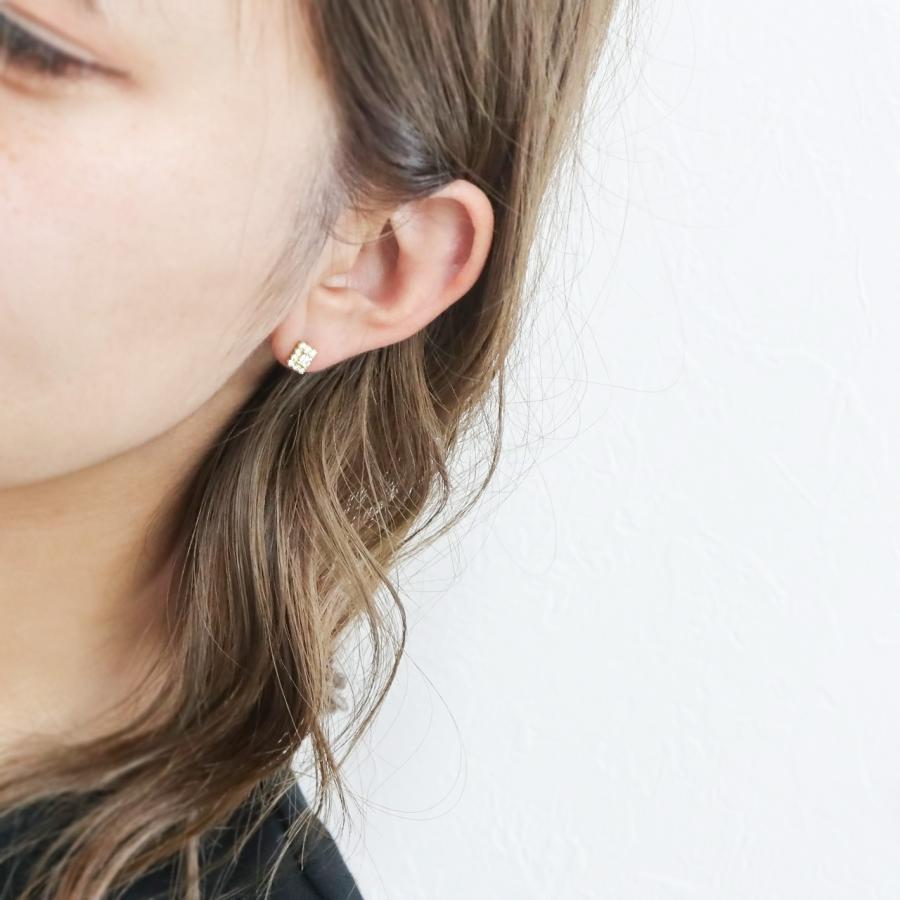 バケットカットダイヤモンドピアスプラチナ