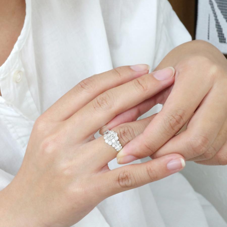 ダイヤモンドリング　1カラット 指輪　バケットカット ダイヤモンド リング K18 ホワイトゴールド 1カラット バケット