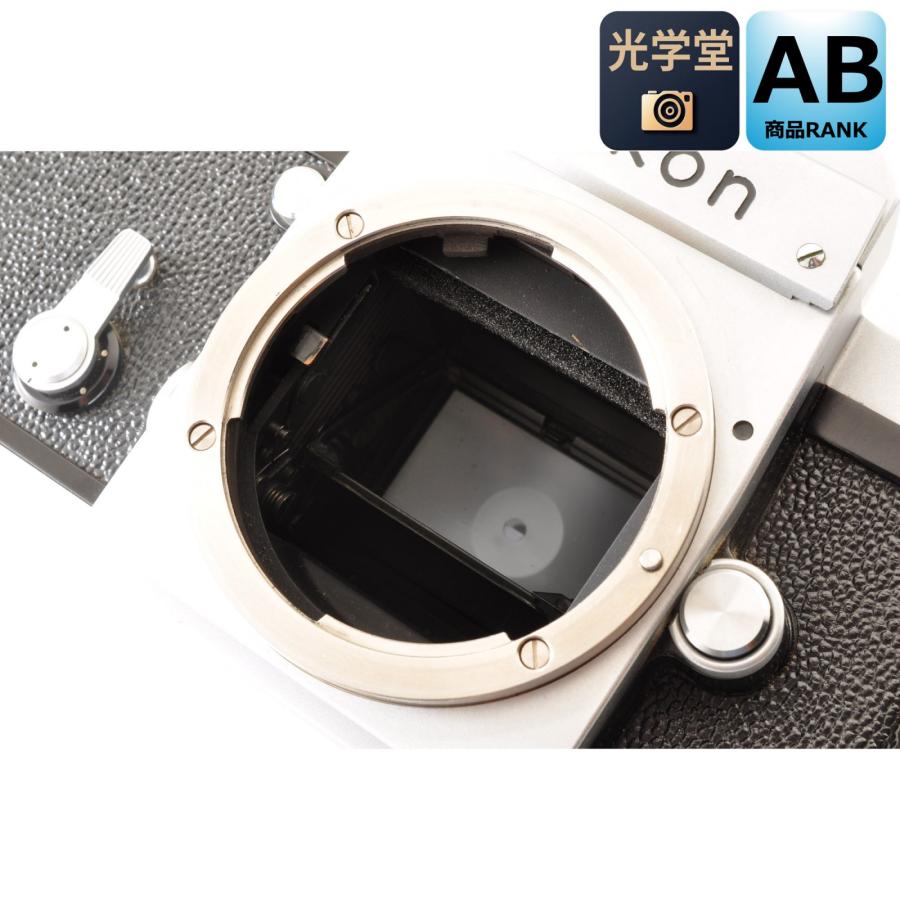 Nikon F アイレベル シルバー 35mm フィルム一眼レフカメラ ボディ , 元箱,ケース付きの画像
