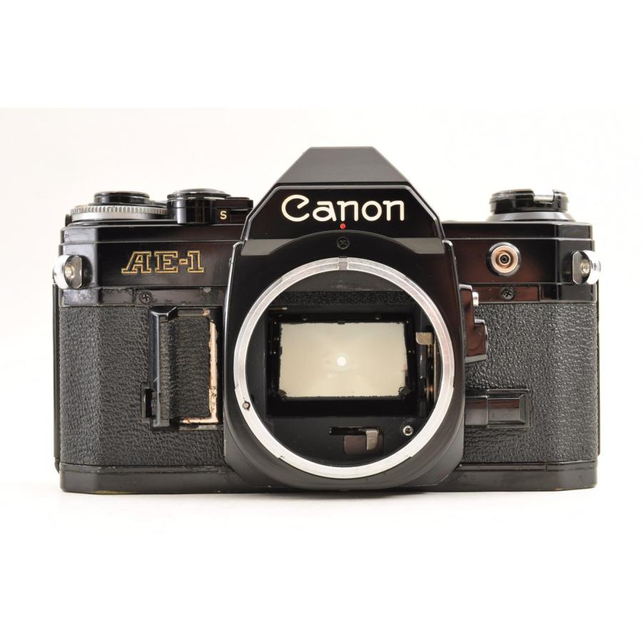 Canon AE-1 ブラック 35mm 一眼レフ フィルムカメラ ボディ +New FD 135mm F3.5 MF ポートレート 単焦点 交換レンズ キャノンの画像
