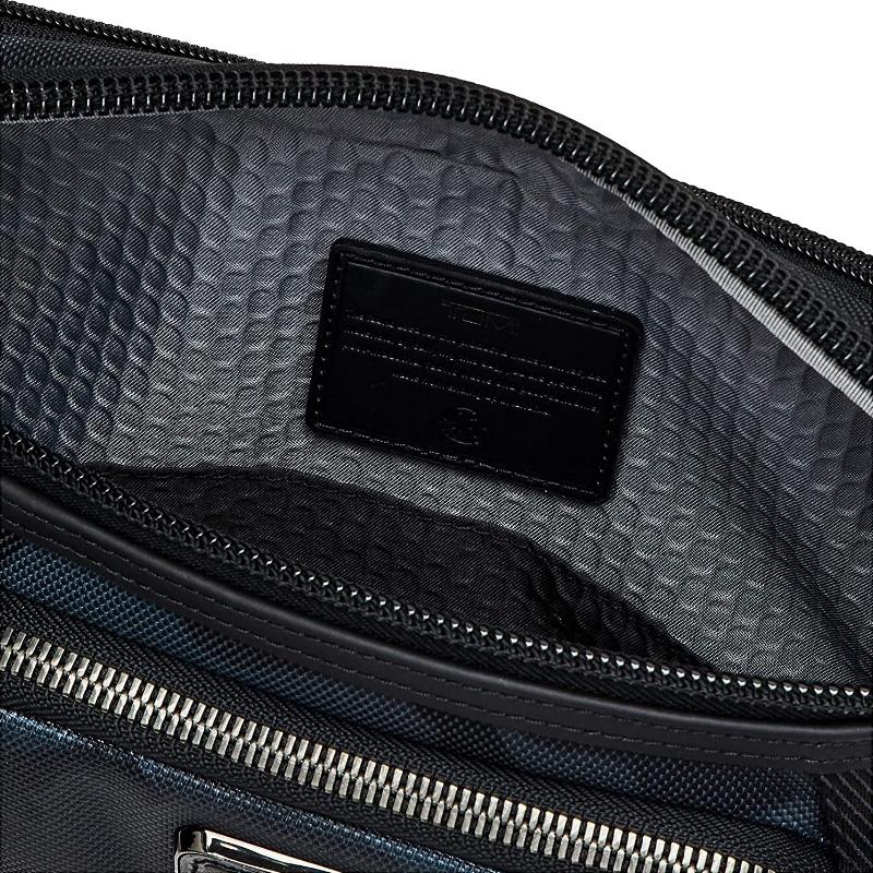 TUMI（トゥミ） ショルダーバッグ キャンベル ユーティリティ ポーチ