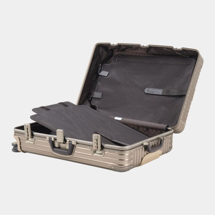 美品　ルフトハンザ航空 RIMOWA リモワ ポーチ imgrc0125936912.jpg