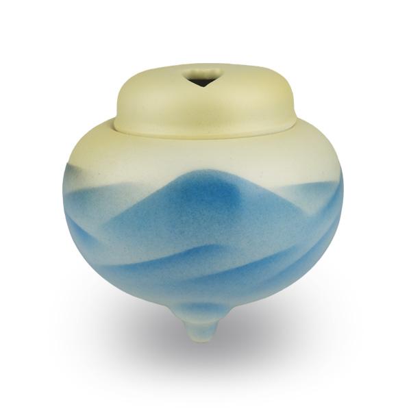 伝統工芸品・九谷焼・石川県・お香・香炉・平丸連山・上絵付け 伝統工芸品・九谷焼・石川県・お香・香炉・平丸連山・上絵付け